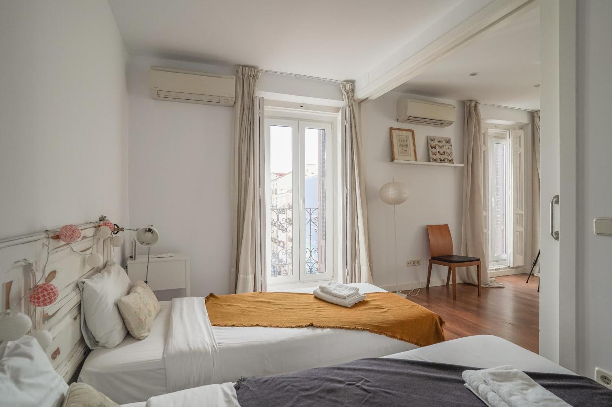 Bright And Cozy-2bedrooms 1bathroom-chueca Apartamento *