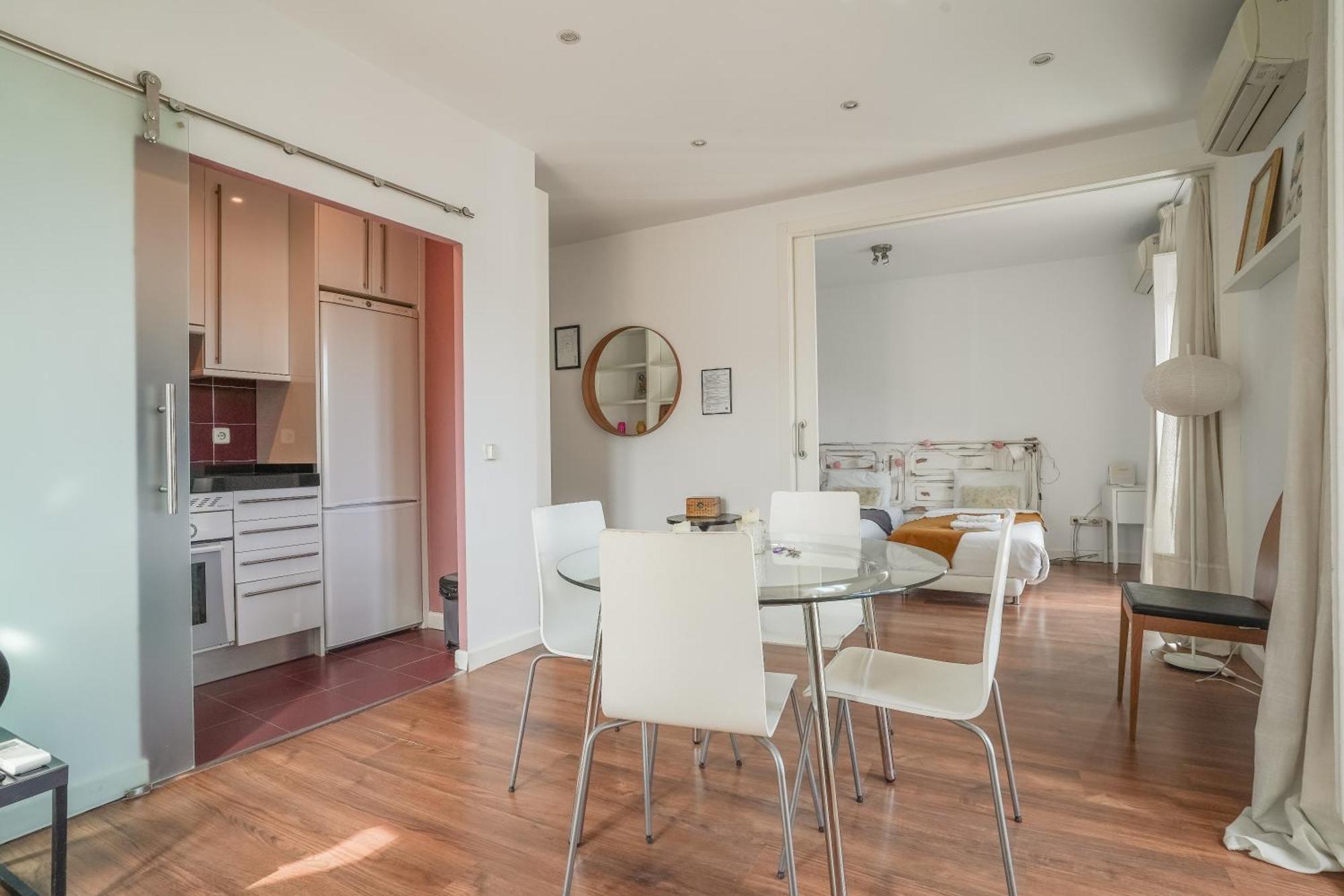 Apartamento Bright And Cozy-2bedrooms 1bathroom-chueca Madrid